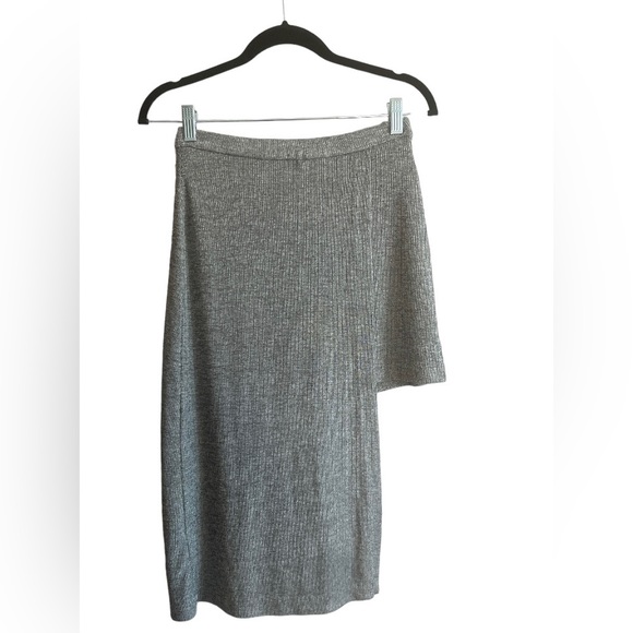 ZARA | TRULAFAC COLLECTION Metallic Assymetric Skirt - Picture 5 of 8